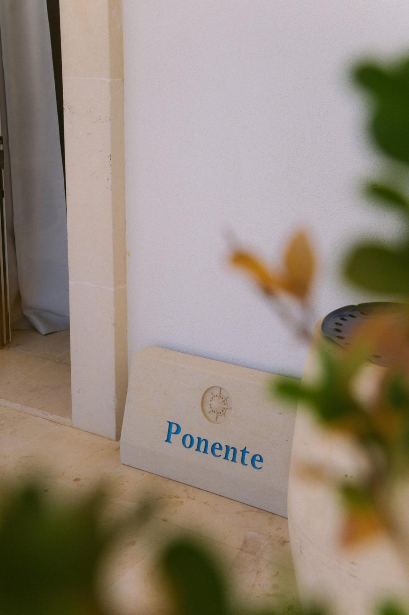 Villa Del Ponente Otranto Alimini Exterior photo